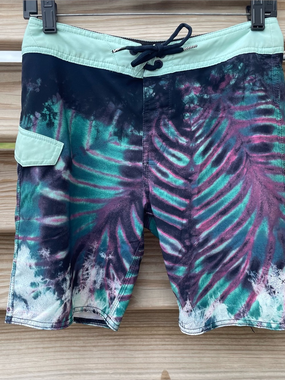 Volcom blue purple print board shorts boy XL